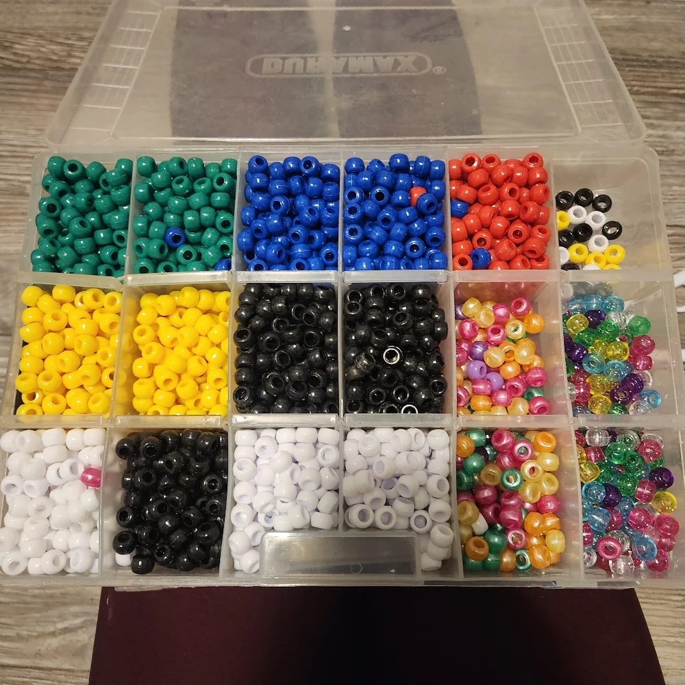 BEADS & CHARMS - Picture 2 of 5